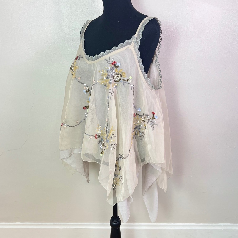 NWT-Let Me Be Anthropologie Camisole XL Cream Sequin Floral Hanky Hem Boho Fairy - Picture 3 of 14